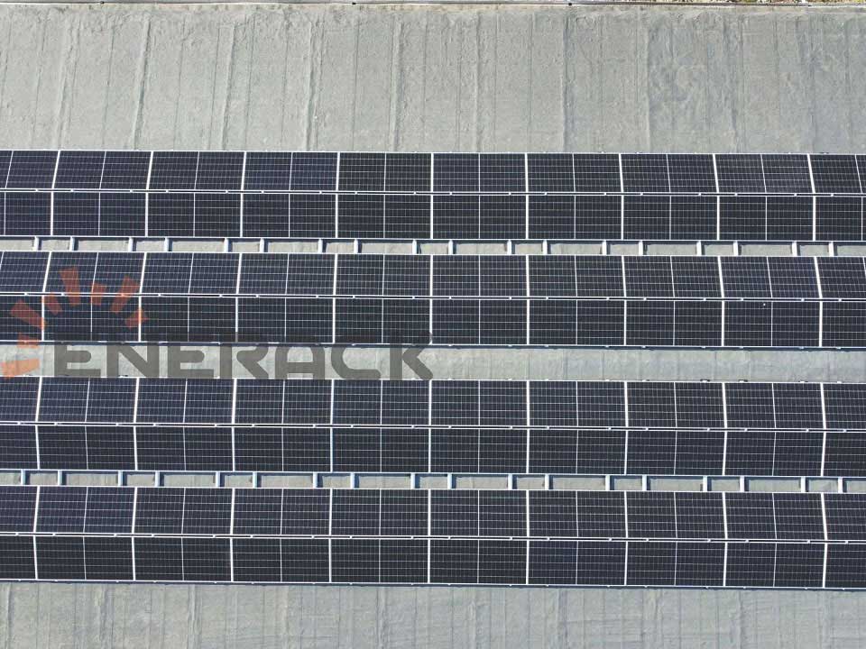 200KW Ballasted-ULT Изток-Запад интегрирана система за задни крака в Румъния